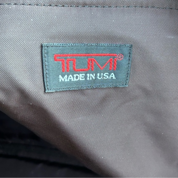 TUMI Canvas and Leather Duffle Travel Gym Bag in Chocolate Brown 
Made in USA - Picture 9 of 14